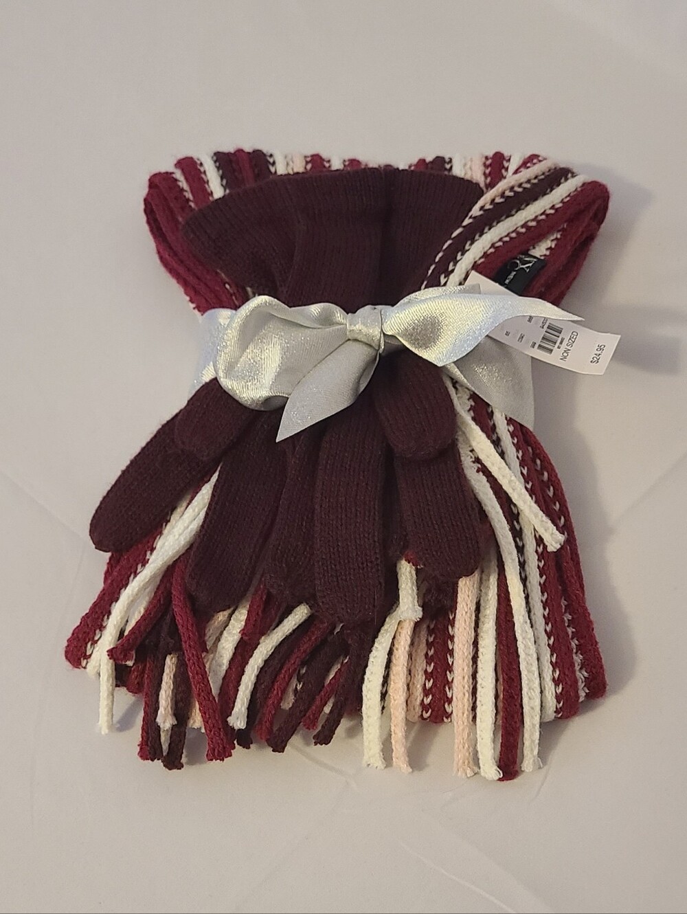 Scarf & Glove Set New York & Company 🩷